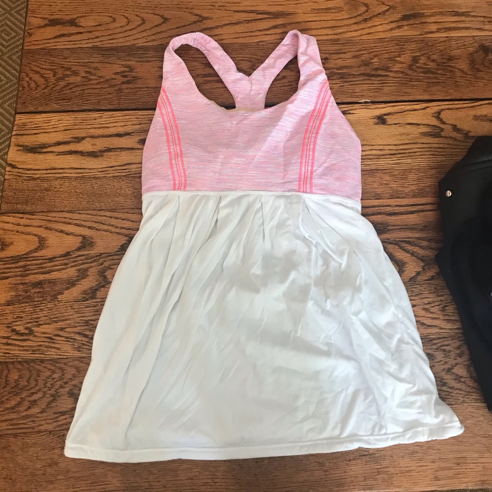 Lulu yoga tank